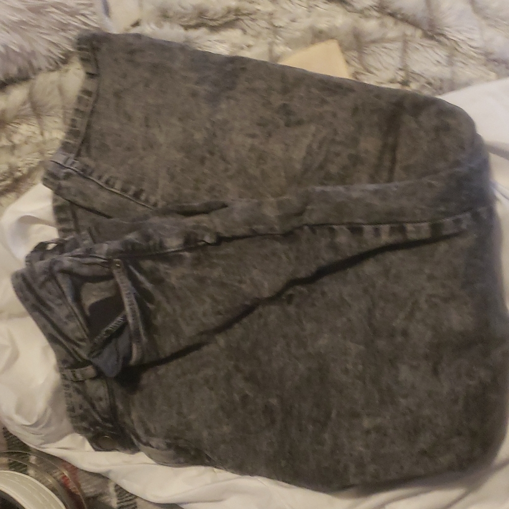 Permanent Gray Acid Wash Jeans